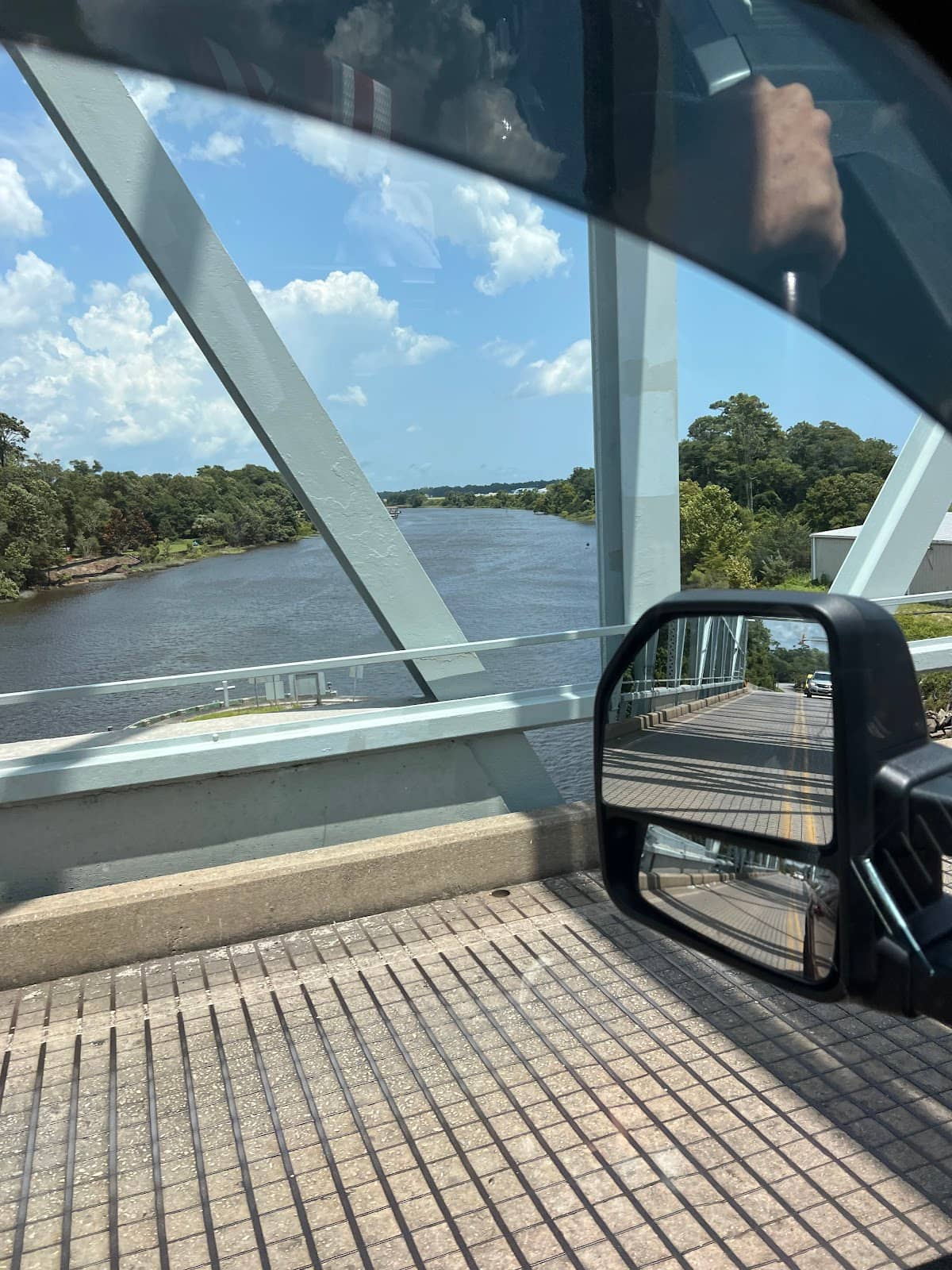 Café de Paris Charm