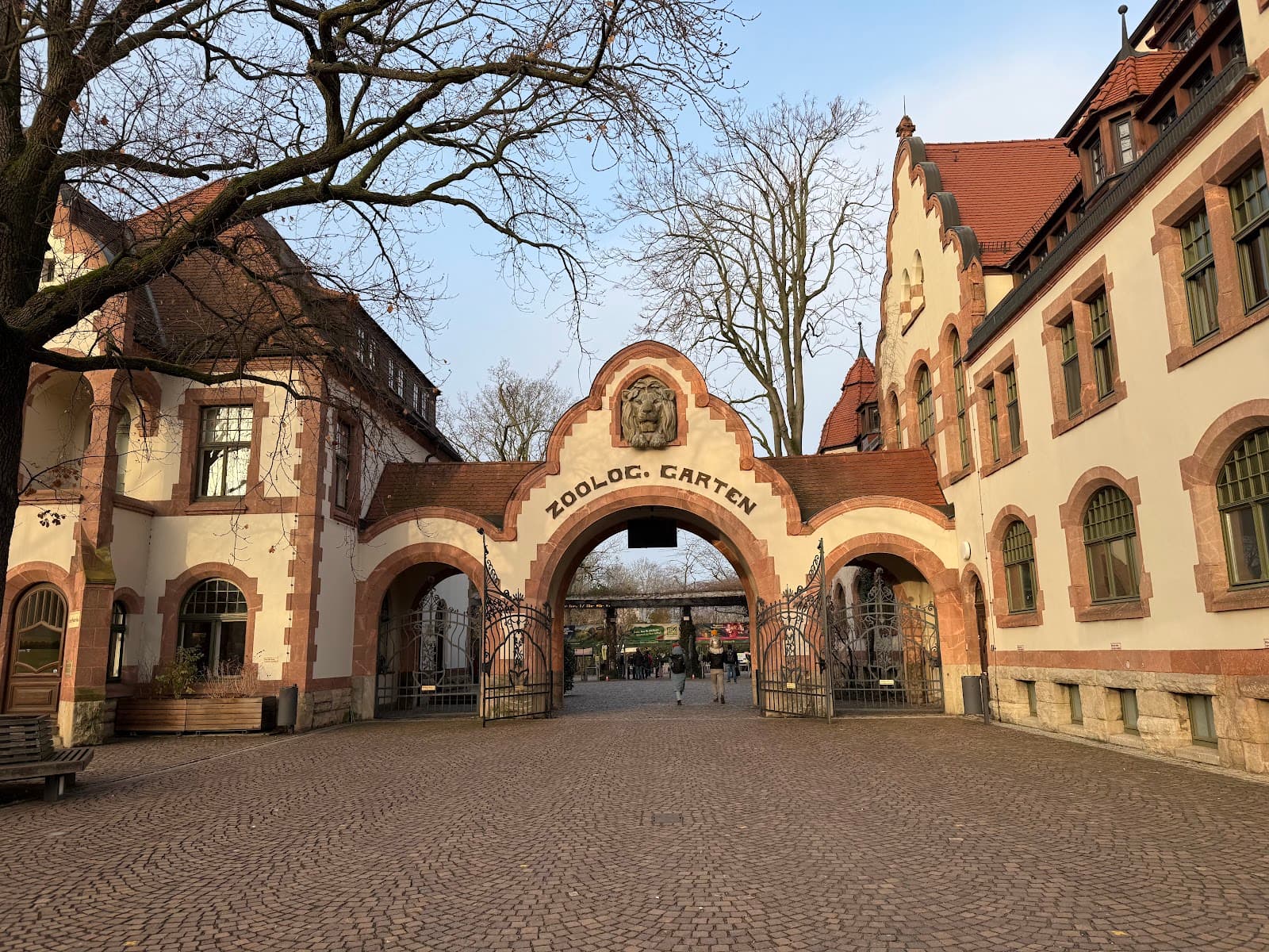 Kongresshalle am Zoo - Image 1