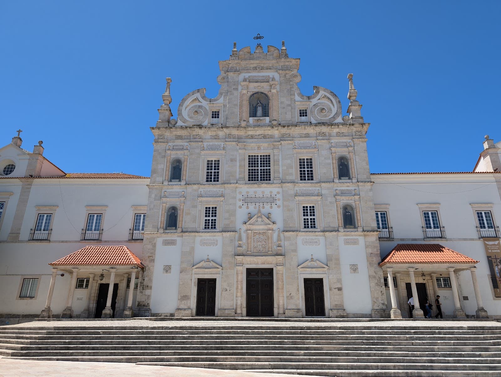 Sé de Santarém (Cathedral) - Image 1