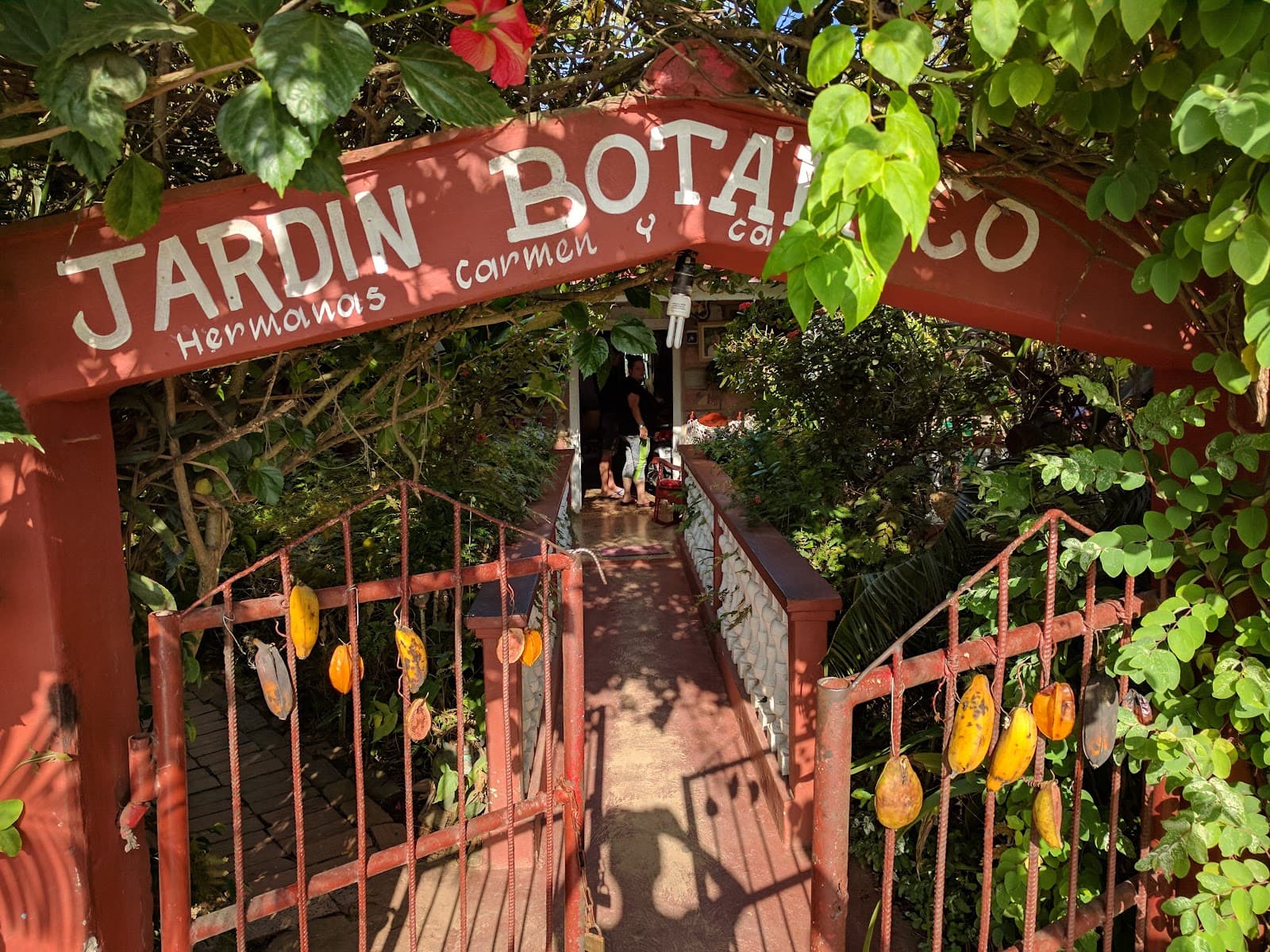Viñales Botanical Garden - Image 1