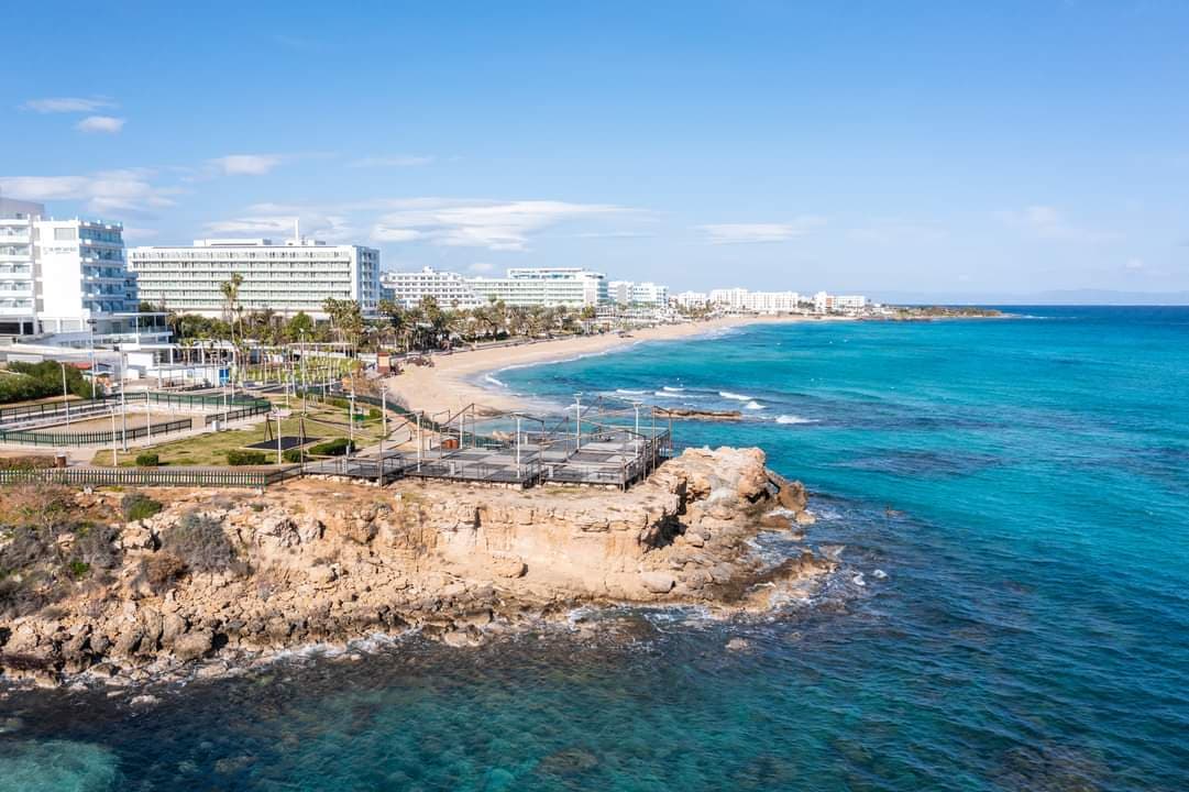 Fig Tree Bay - Image 1