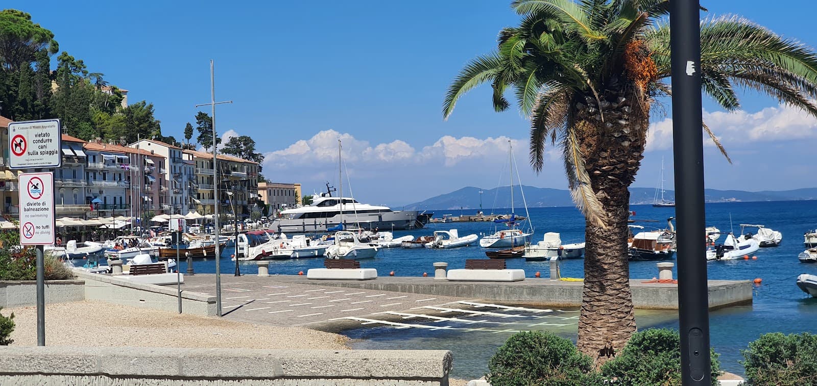 Piazzale dei Rioni - Image 1