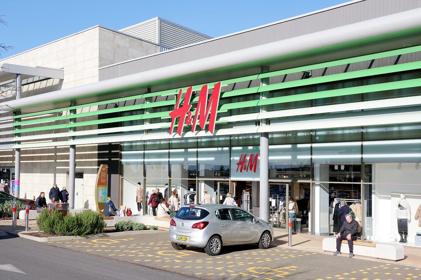 Rushden Lakes - Image 1