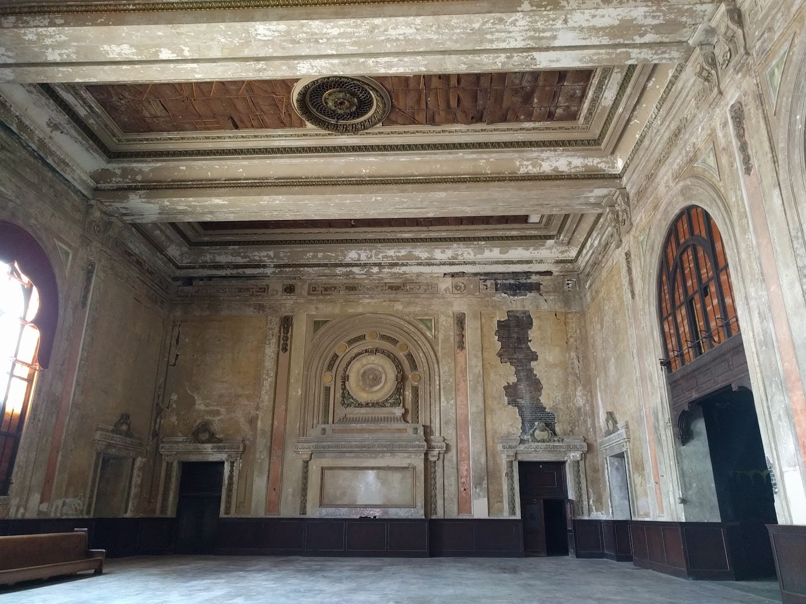 16th Street Station - Image 1