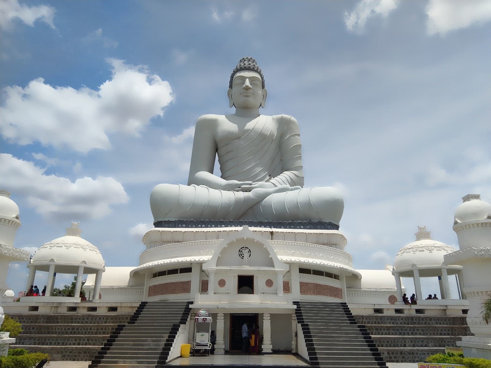 Dhyana Buddha (Amaravati) - Image 1