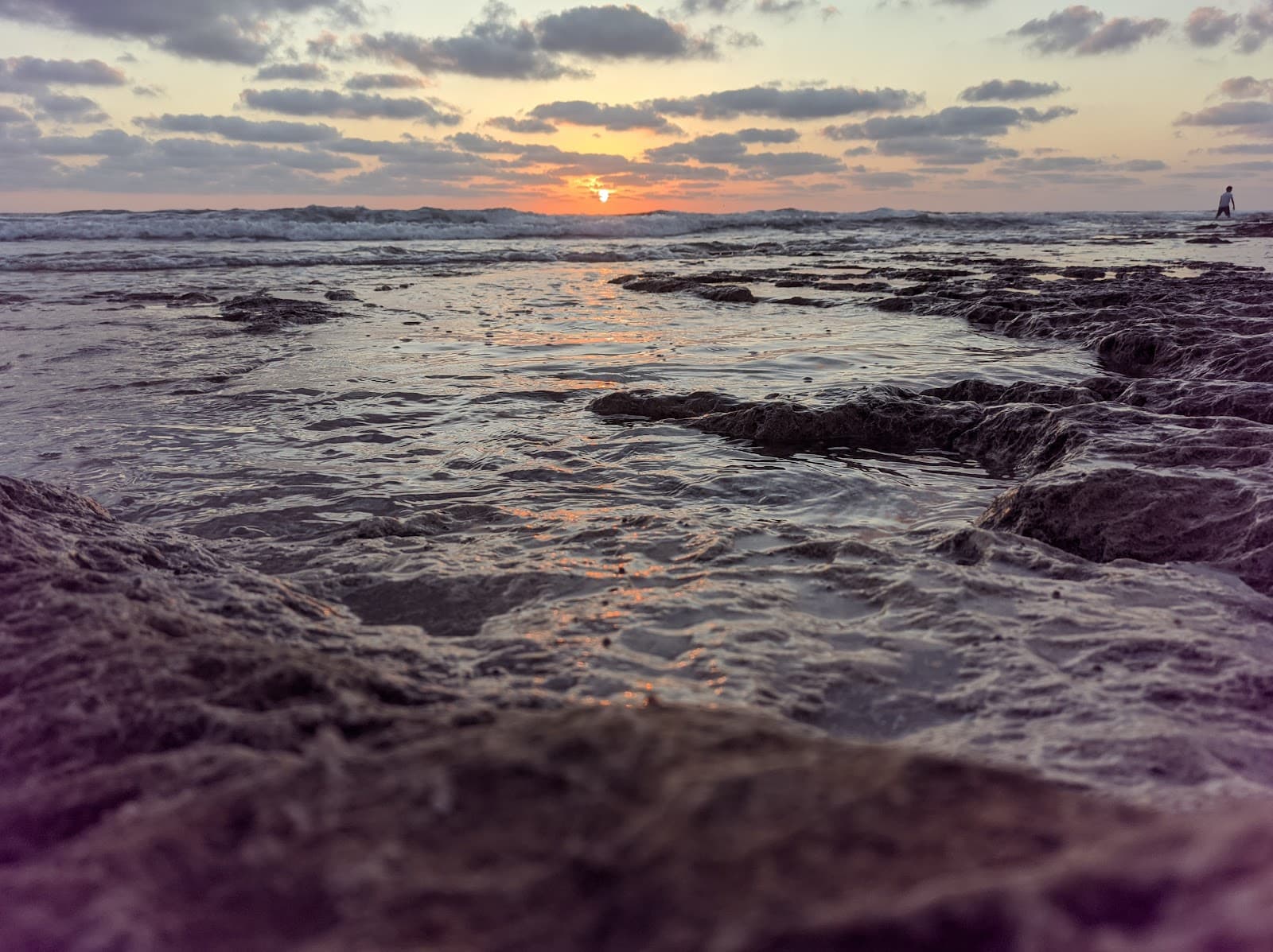 Shikmona Promenade - Image 1