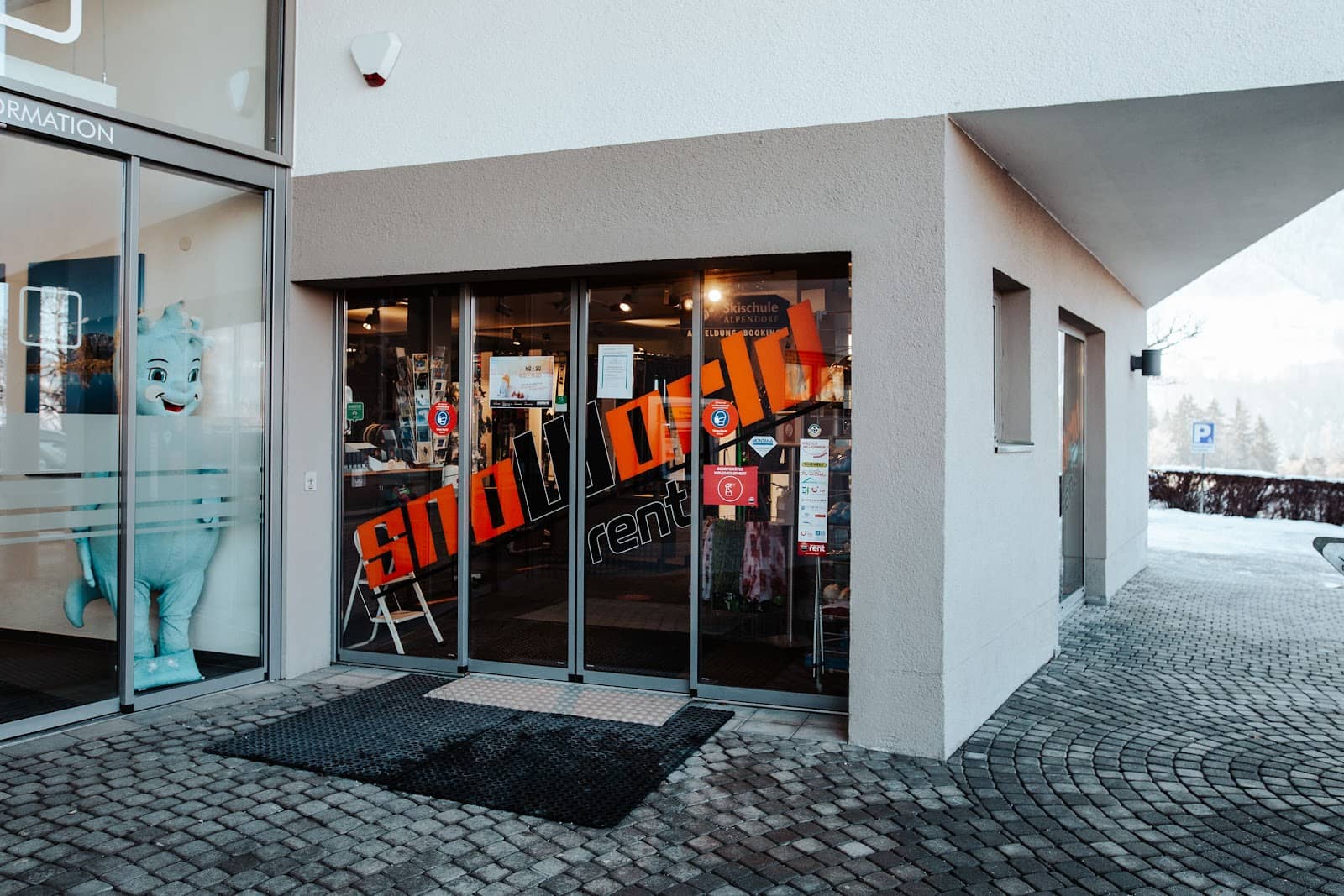 Expert Ski Rental Service