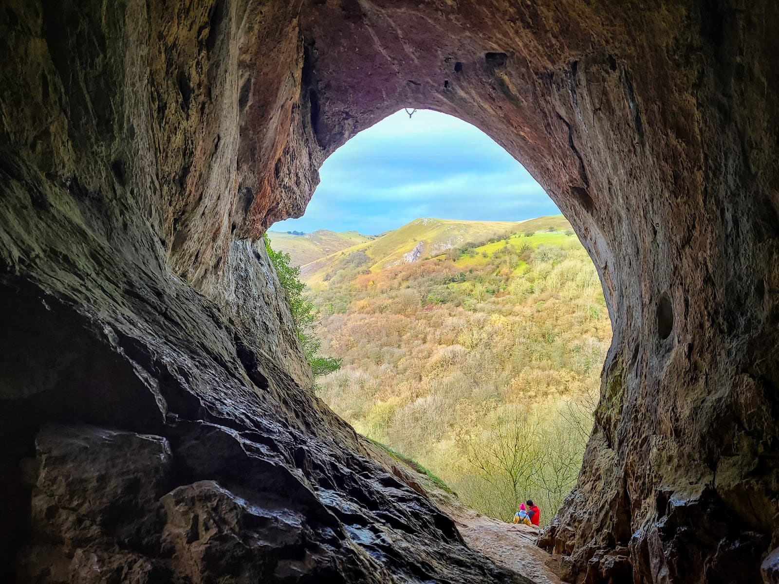 Thor's Cave - Image 1