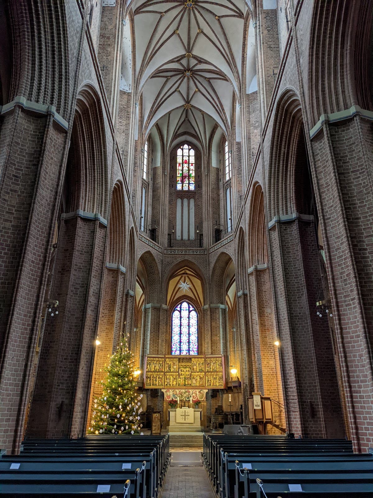 St. Nicholas' Church - Image 1