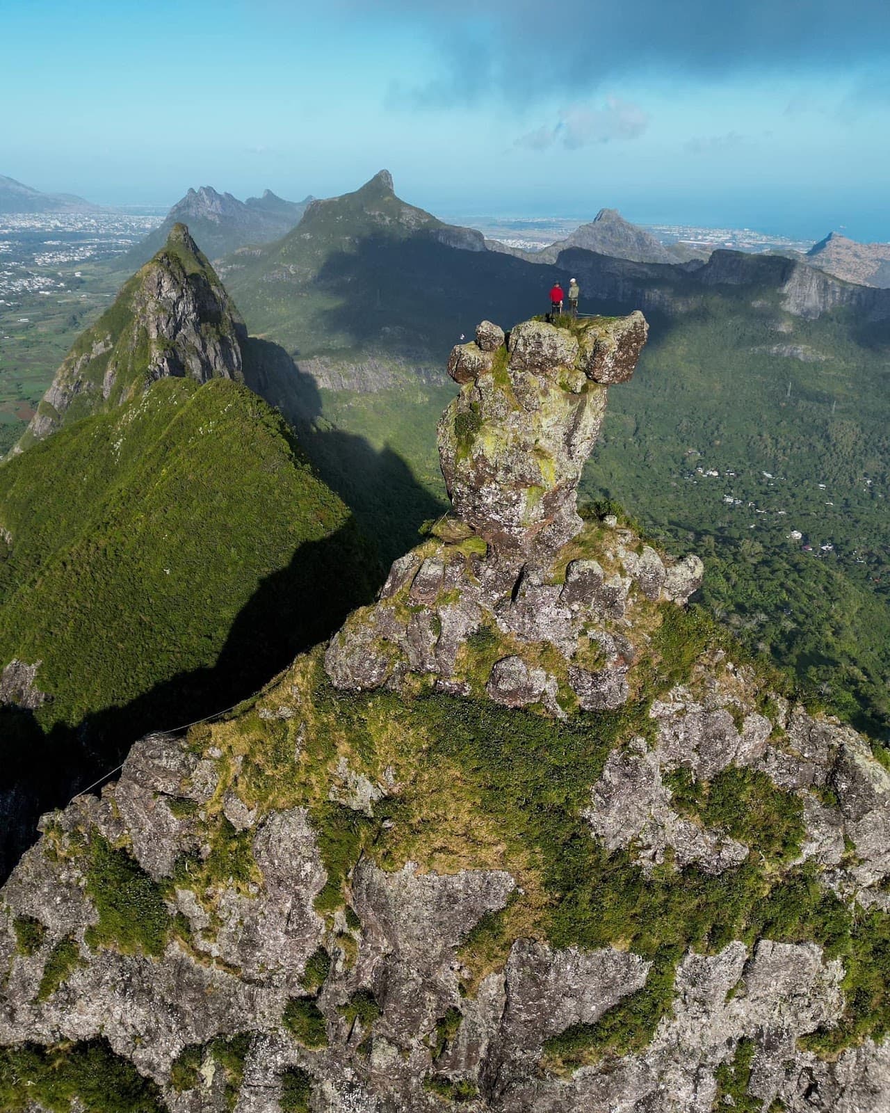 Pieter Both Mountain - Image 1