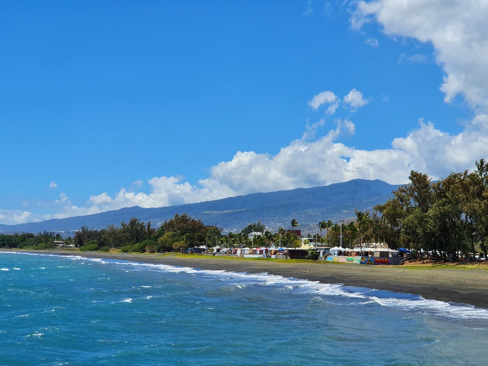 Saint-Paul Seafront Promenade - Image 1