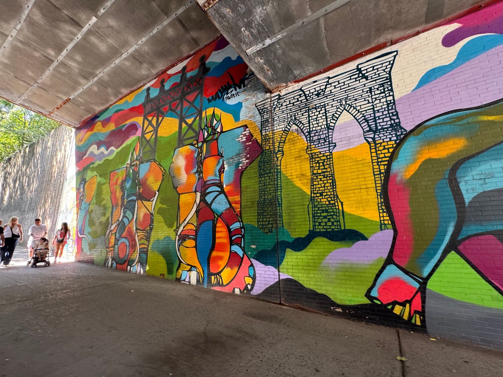 DUMBO Walls - Image 1
