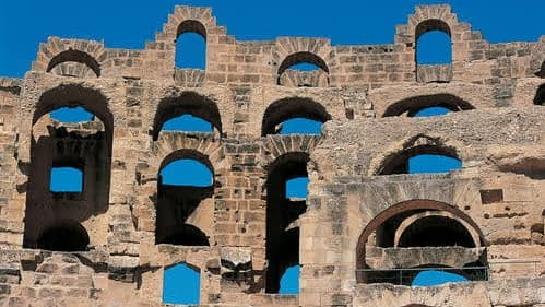 El Jem Amphitheatre - Image 1