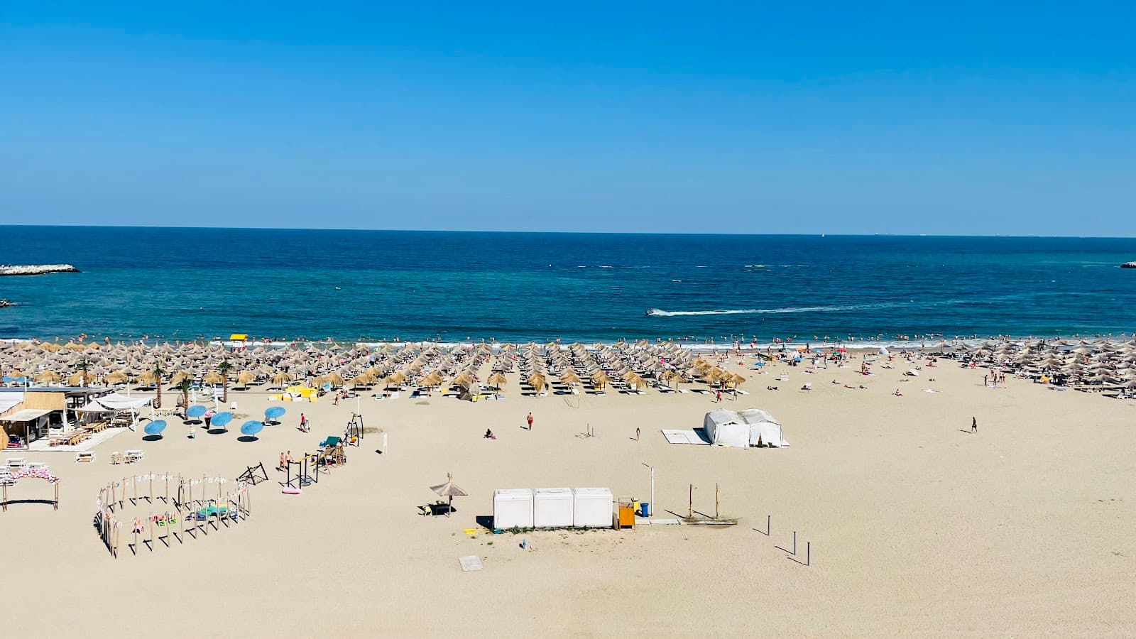 Reyna Beach - Image 1