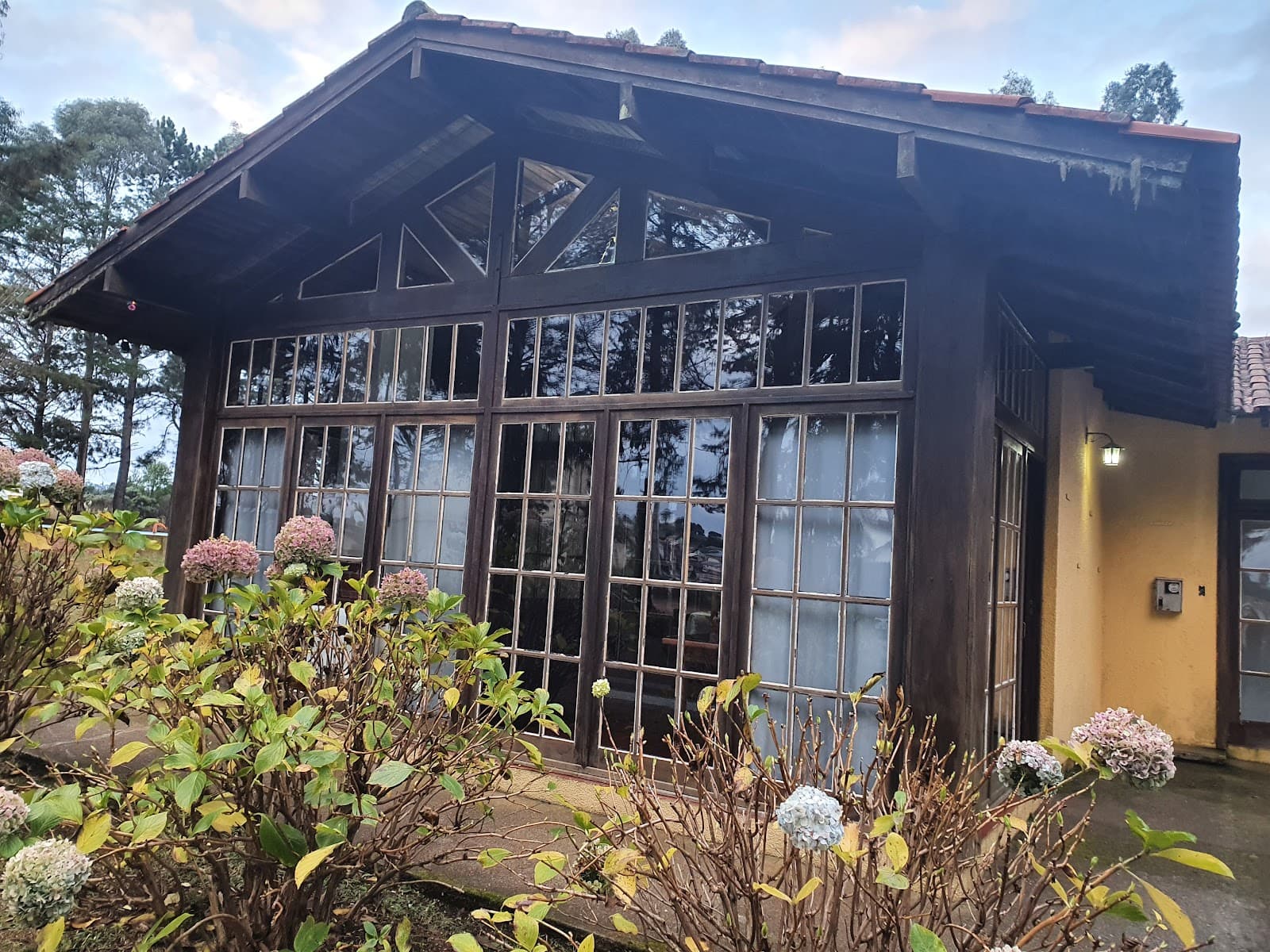 Estrada Caminhos da Neve - Image 1