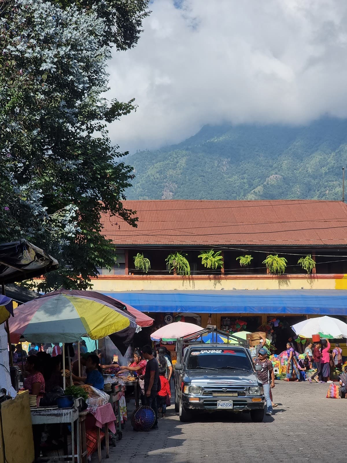 Santiago Atitlán Market - Image 1