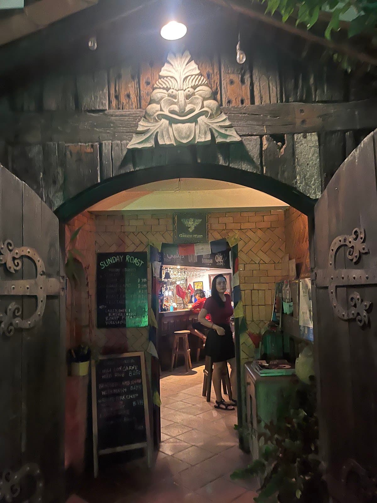 Green Man Pub - Image 1