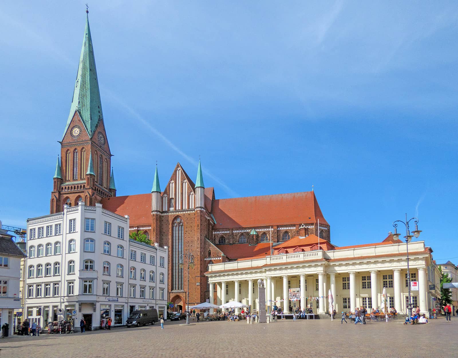 Alexandria's Holiday Charm