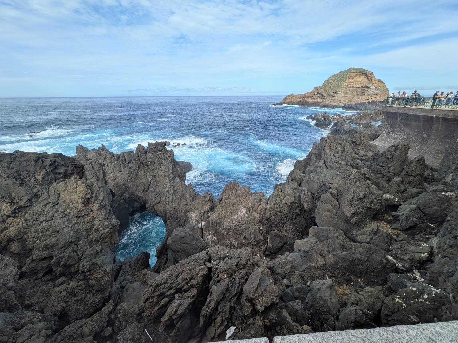 Porto Moniz Promenade - Image 1