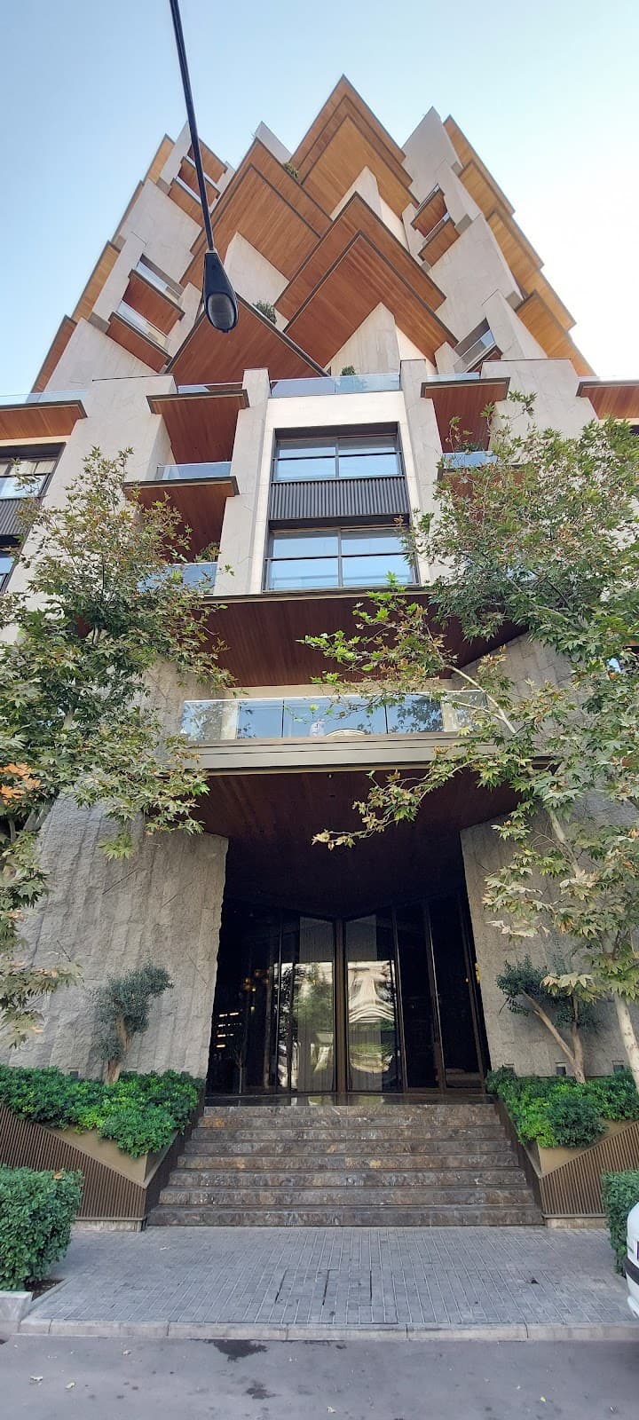 Zafaraniyeh Tehran - Image 1