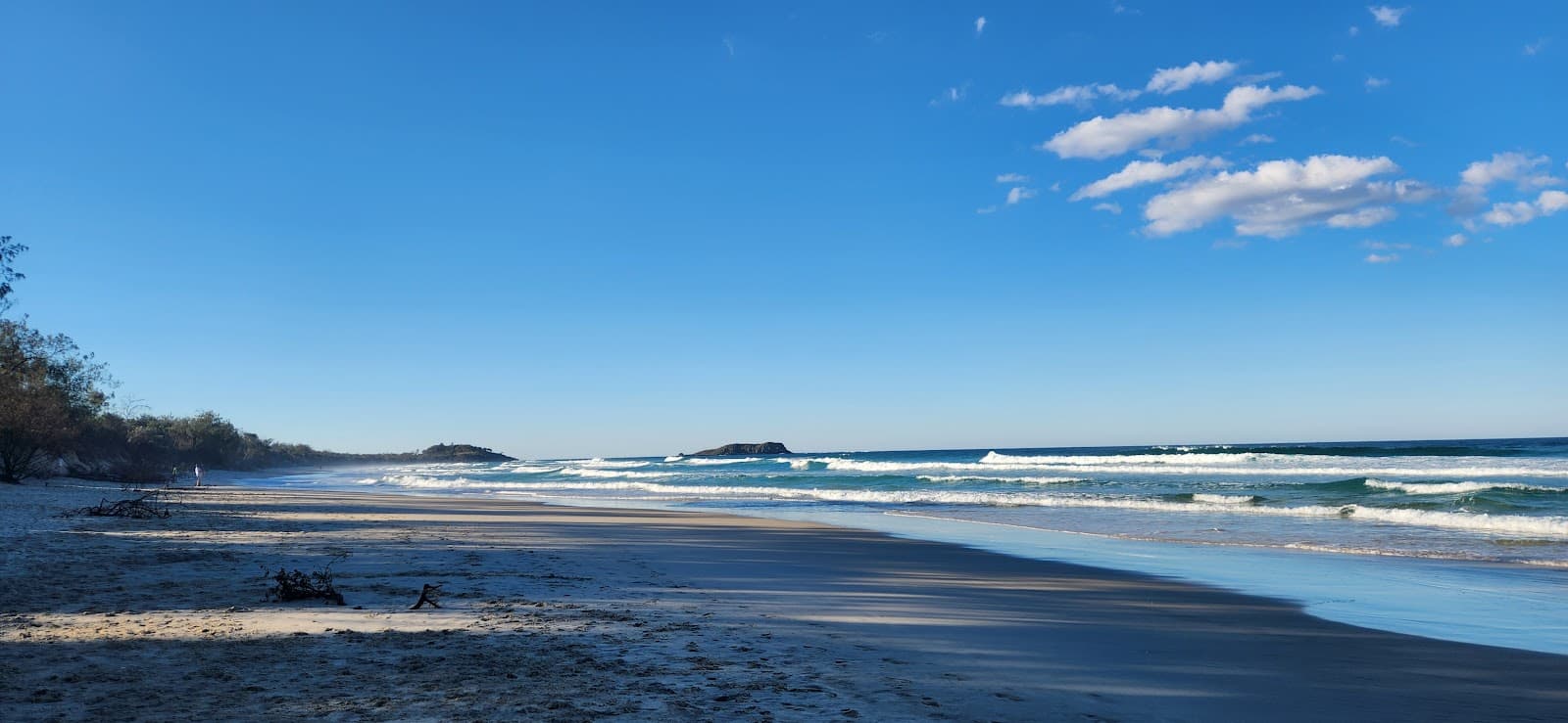 Seven Mile Beach (Lennox Head) - Image 1