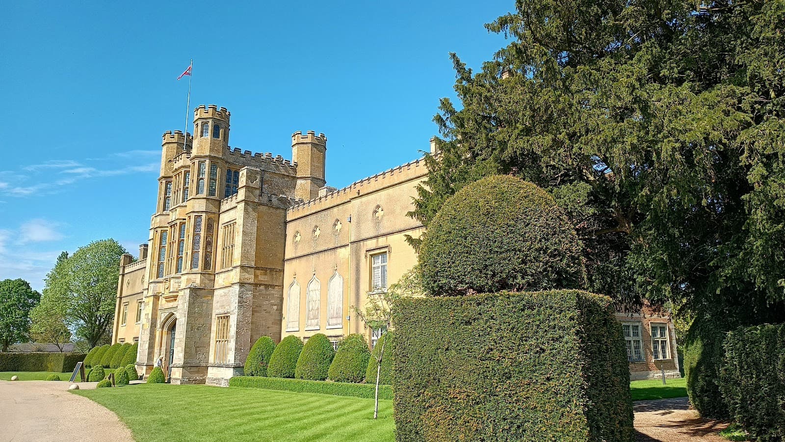 Coughton Court (National Trust) - Image 1