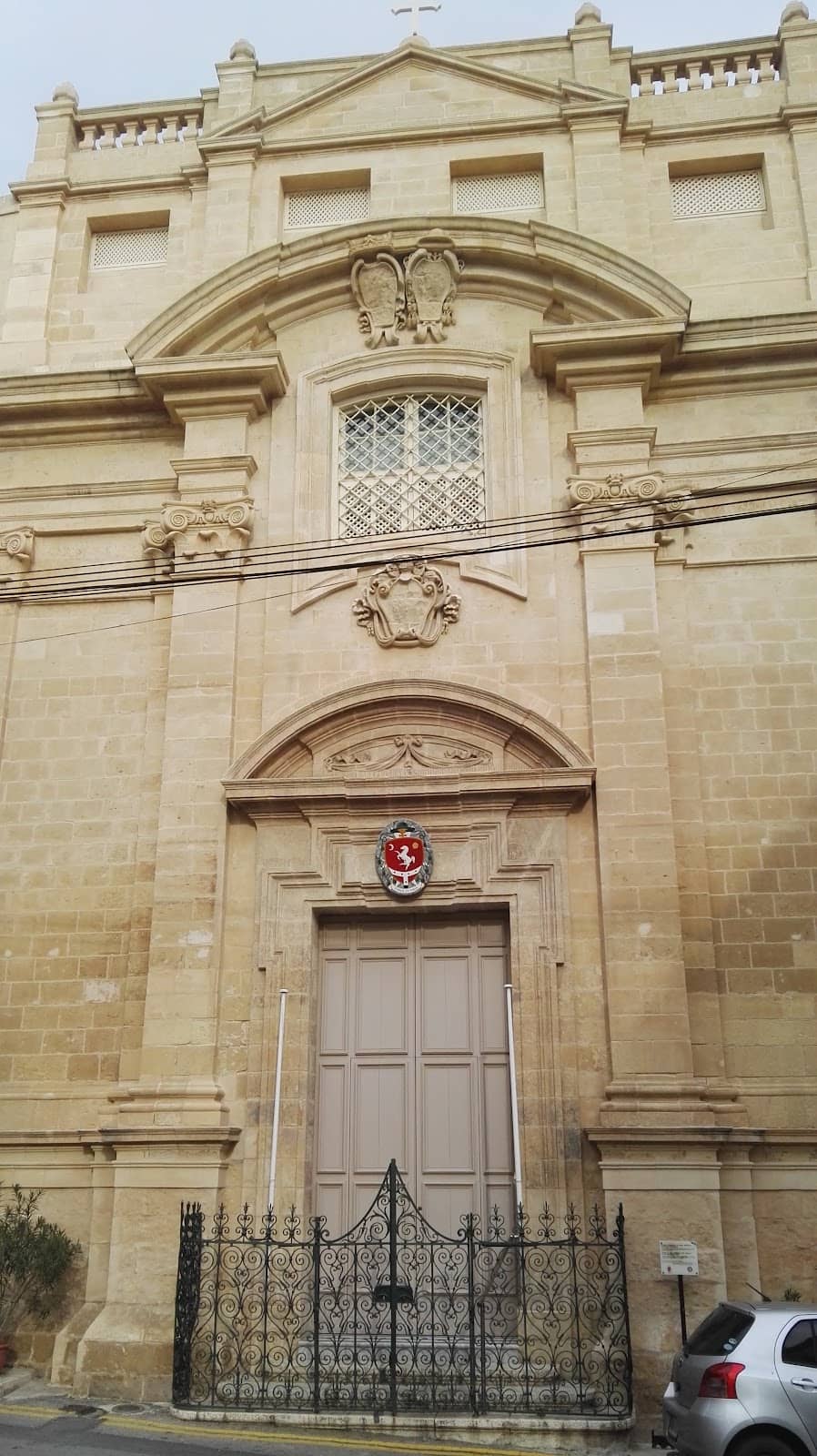 Vertical photo