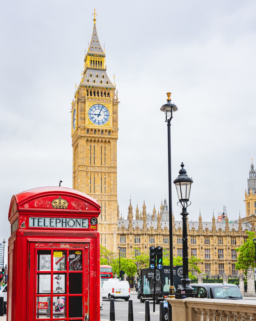 K2 Telephone Box, Parliament Square - Image 1