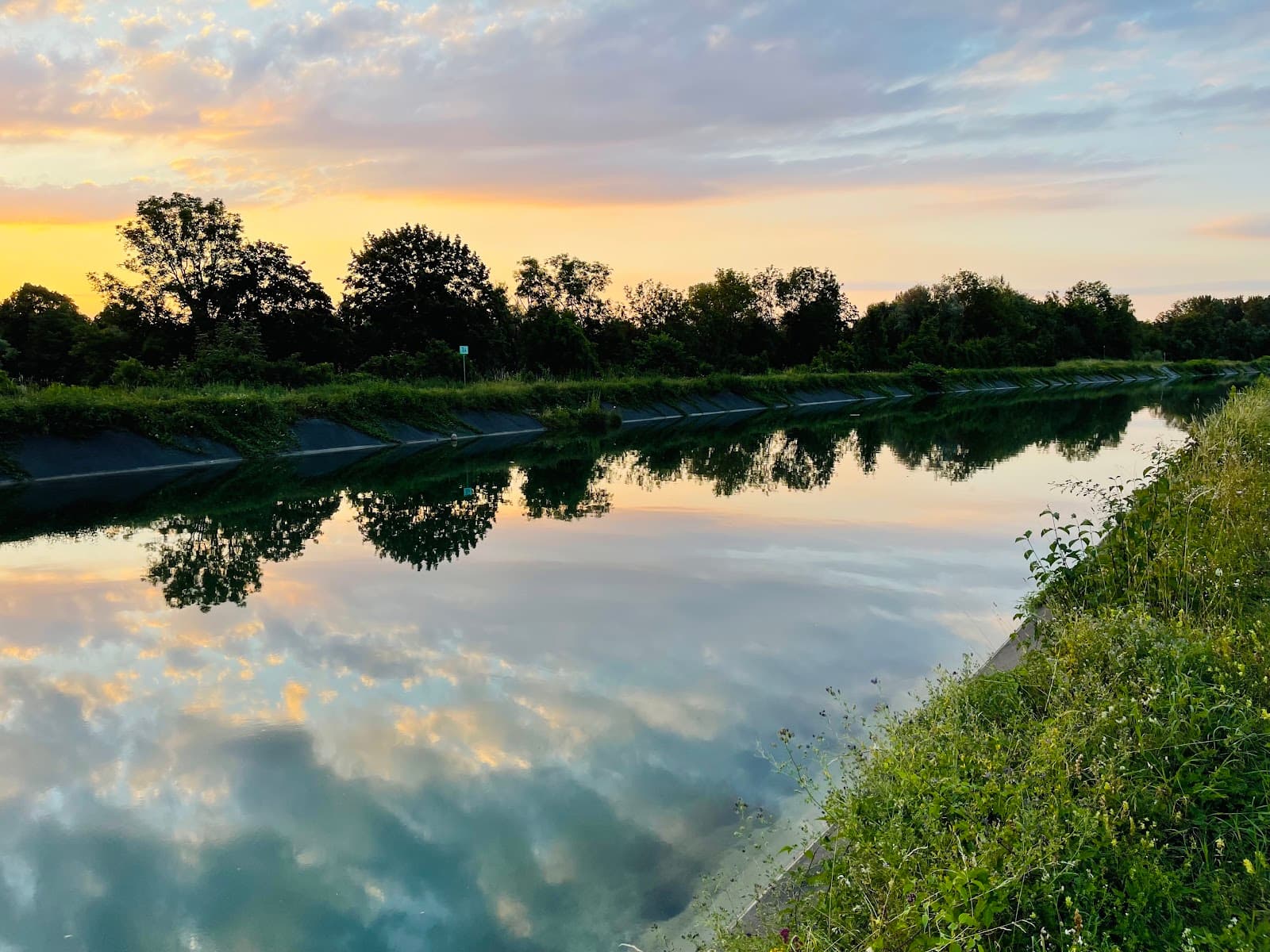Isar River Munich - Image 1