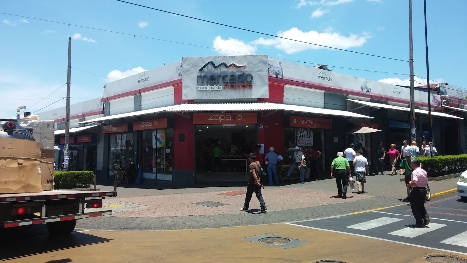 Alajuela Central Market - Image 1