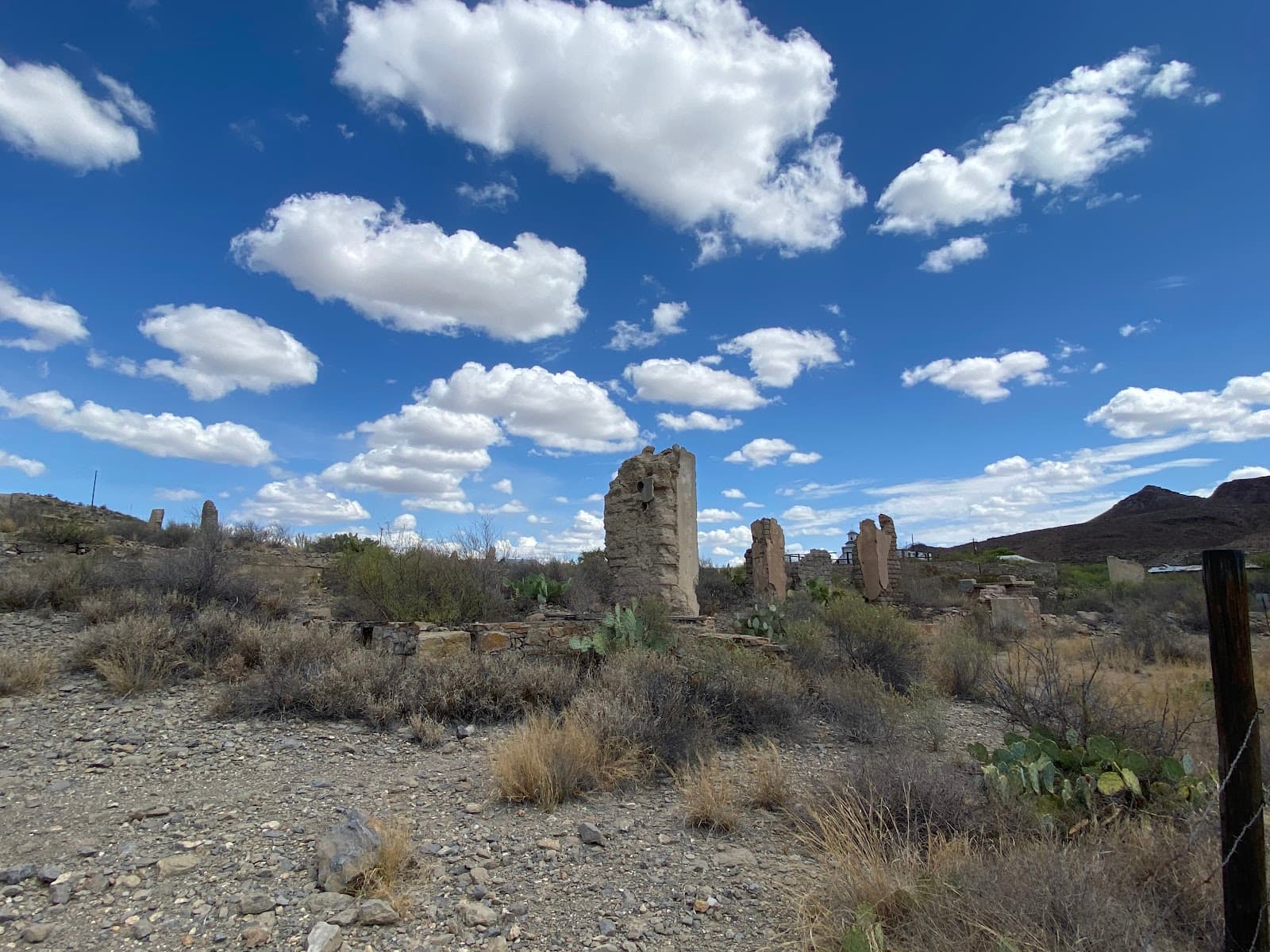 Shafter Ghost Town - Image 1