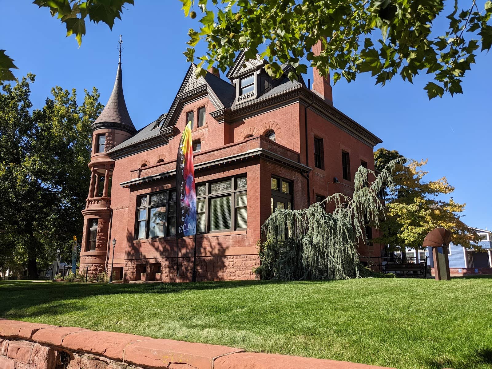 Craft Gallery & Gift Shop