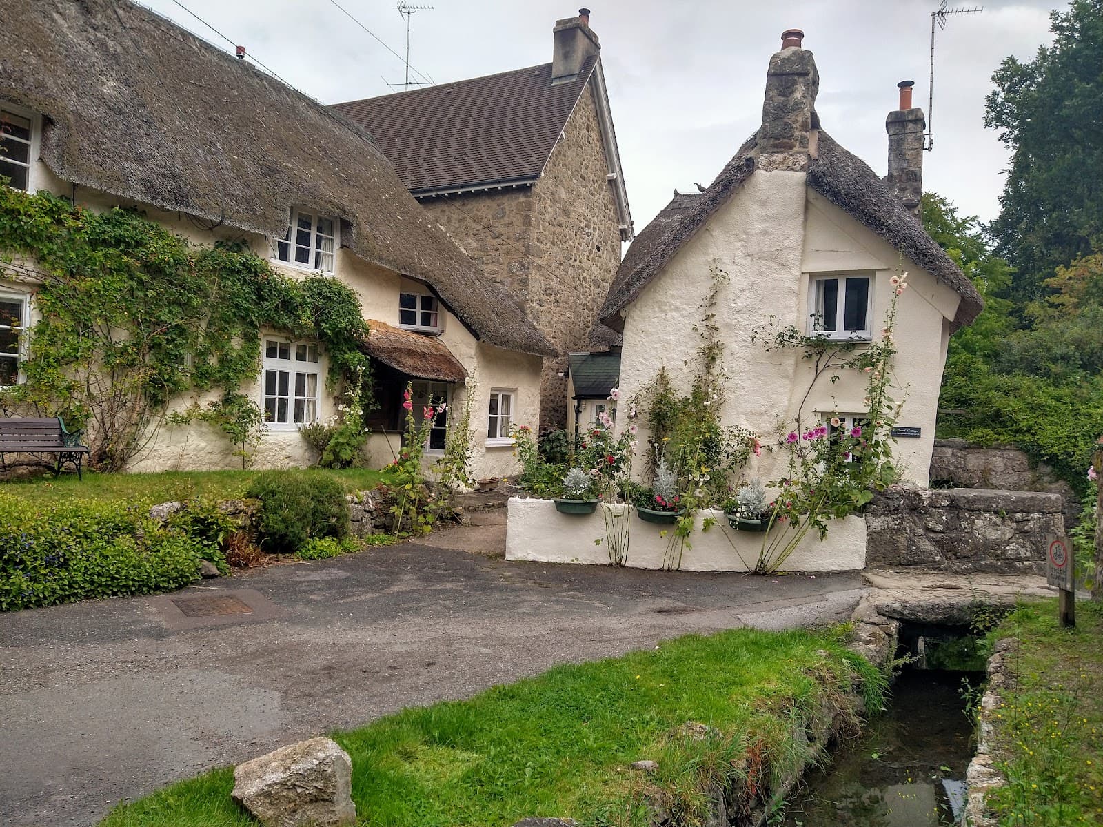 Lustleigh Devon - Image 1