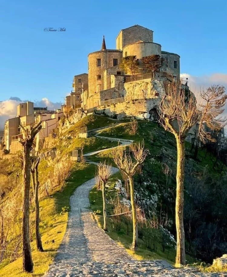 Petralia Soprana Historic Center - Image 1