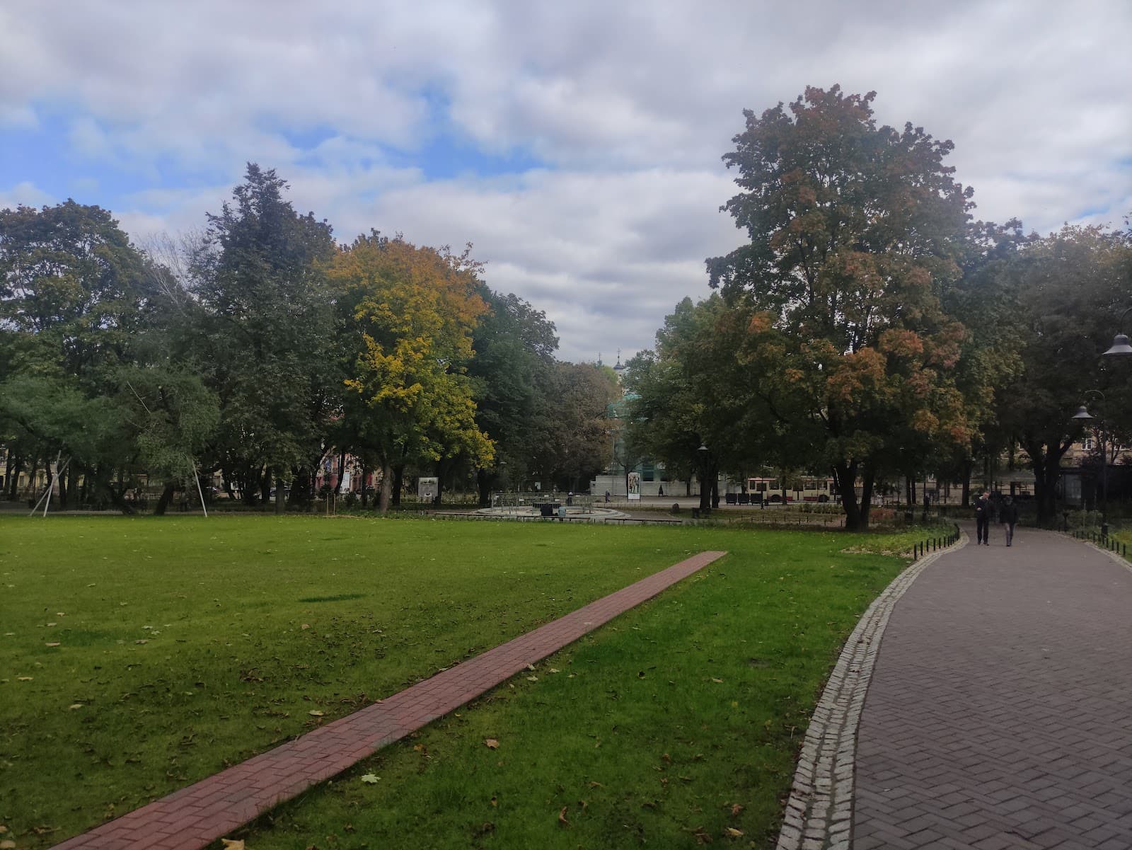 Reformatų Park - Image 1