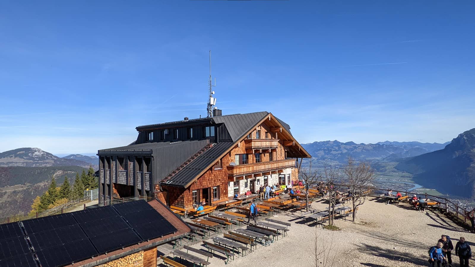 Scenic Hiking Trails