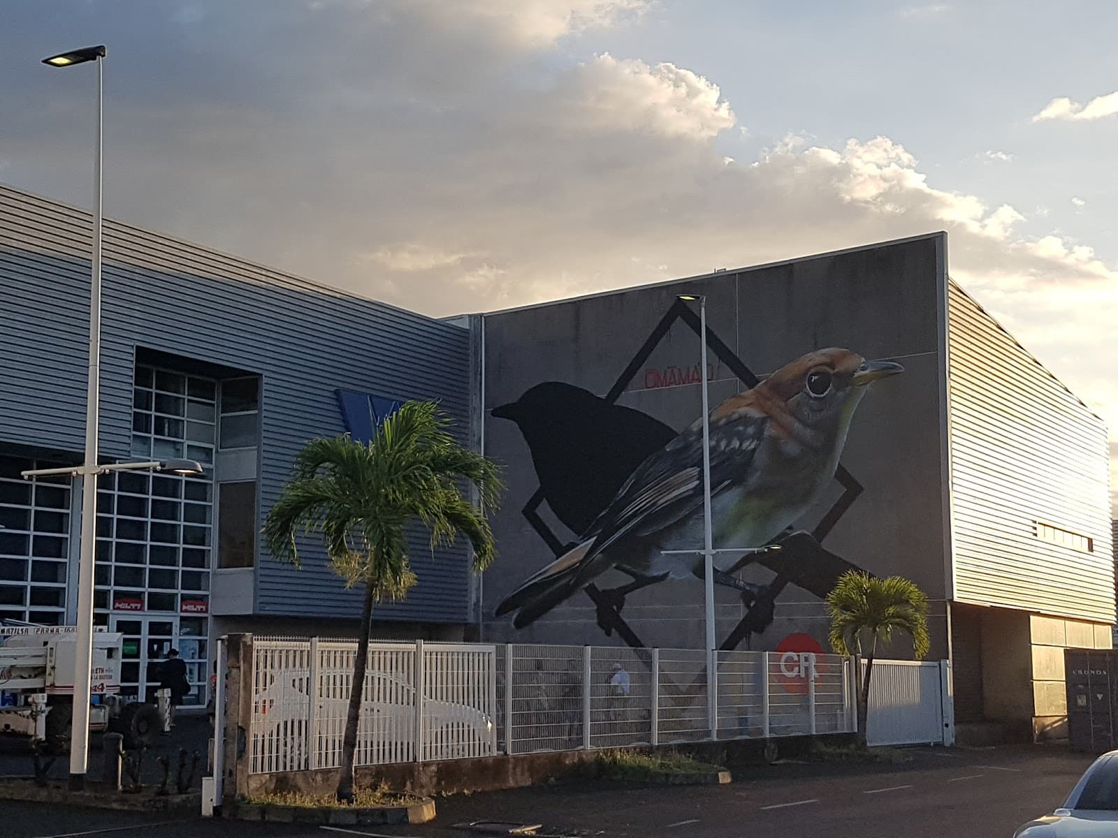 Fare Ute Port District - Image 1