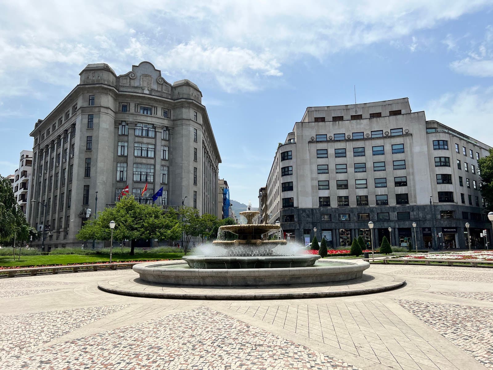 Sota Building - Image 1