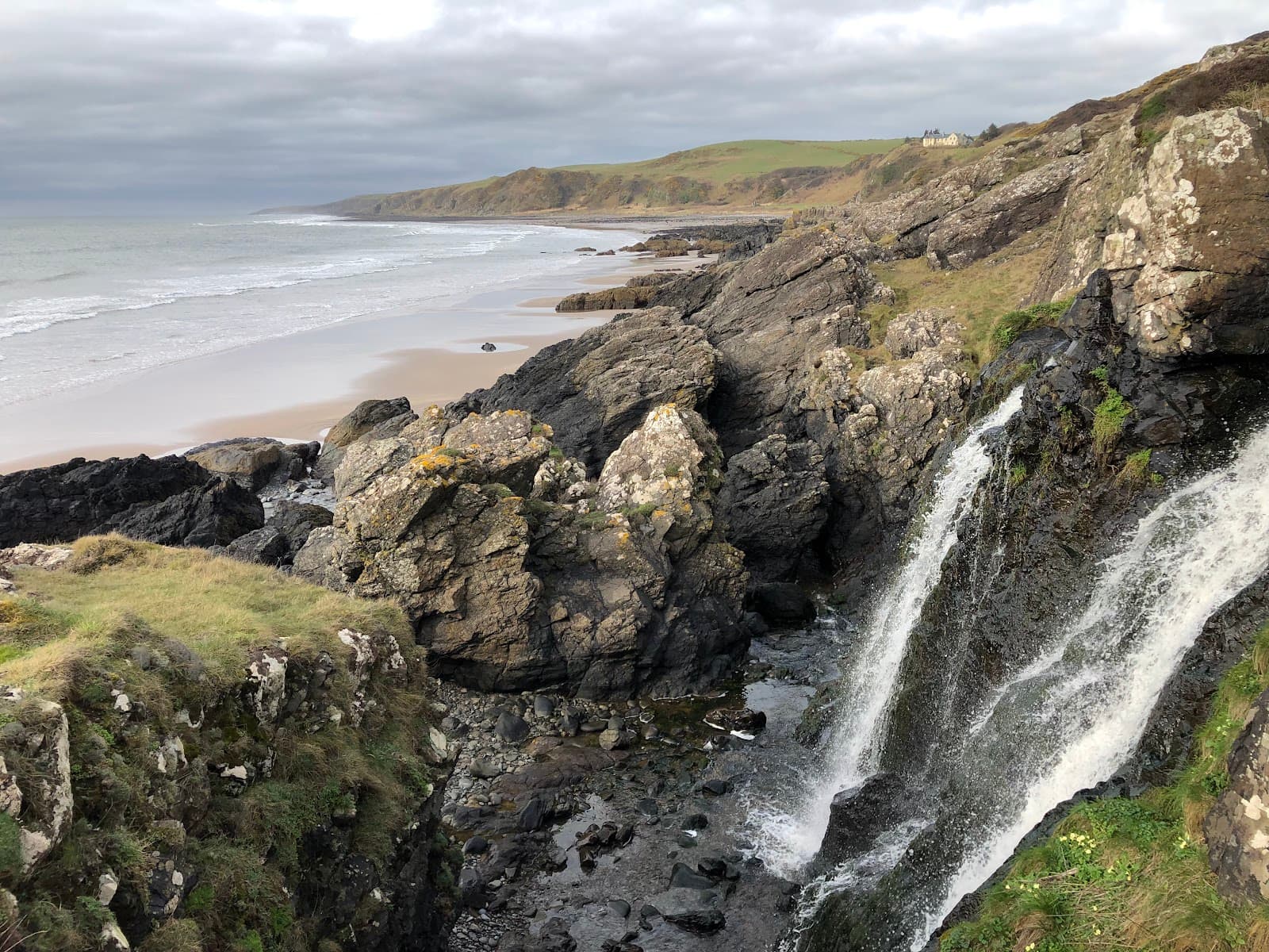 Killantringan Bay - Image 1