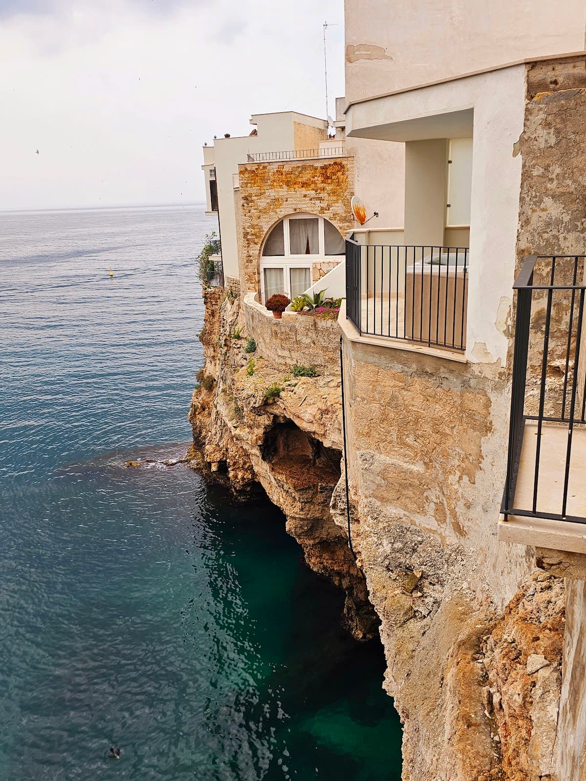 Grotta Palazzese - Image 1