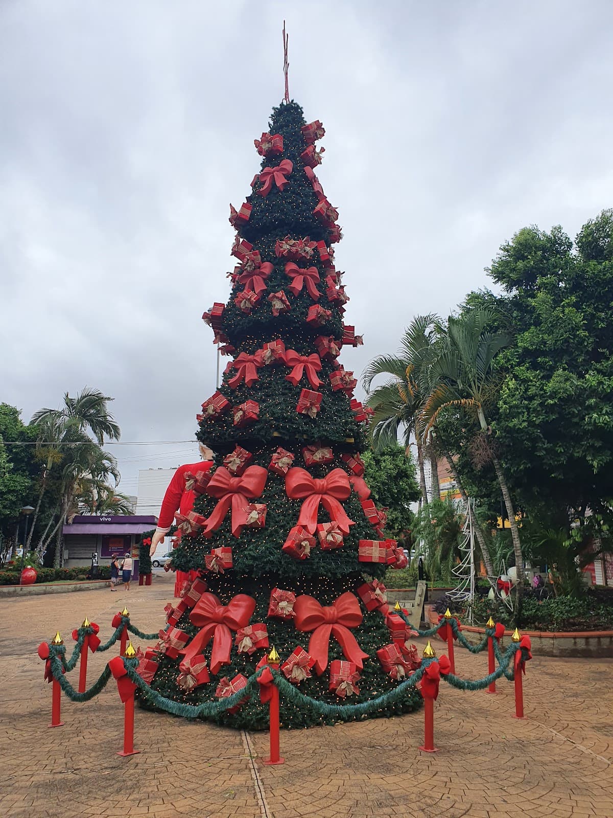 Praça Rui Barbosa Mogi Guaçu Brazil - Image 1