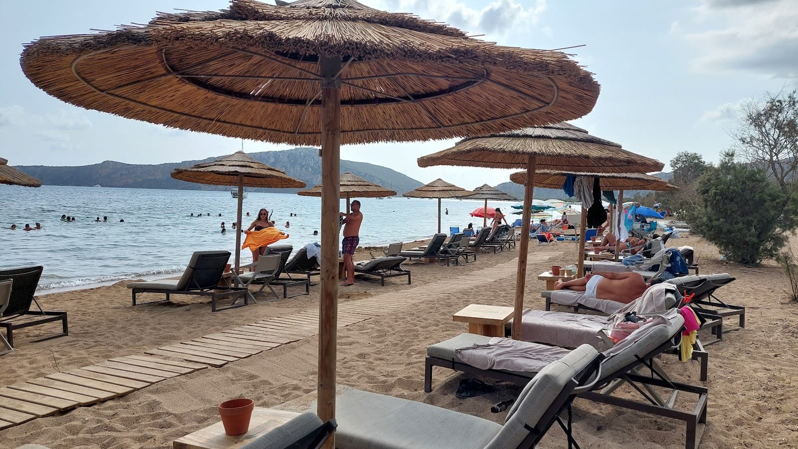 Divari Golden Beach - Image 1