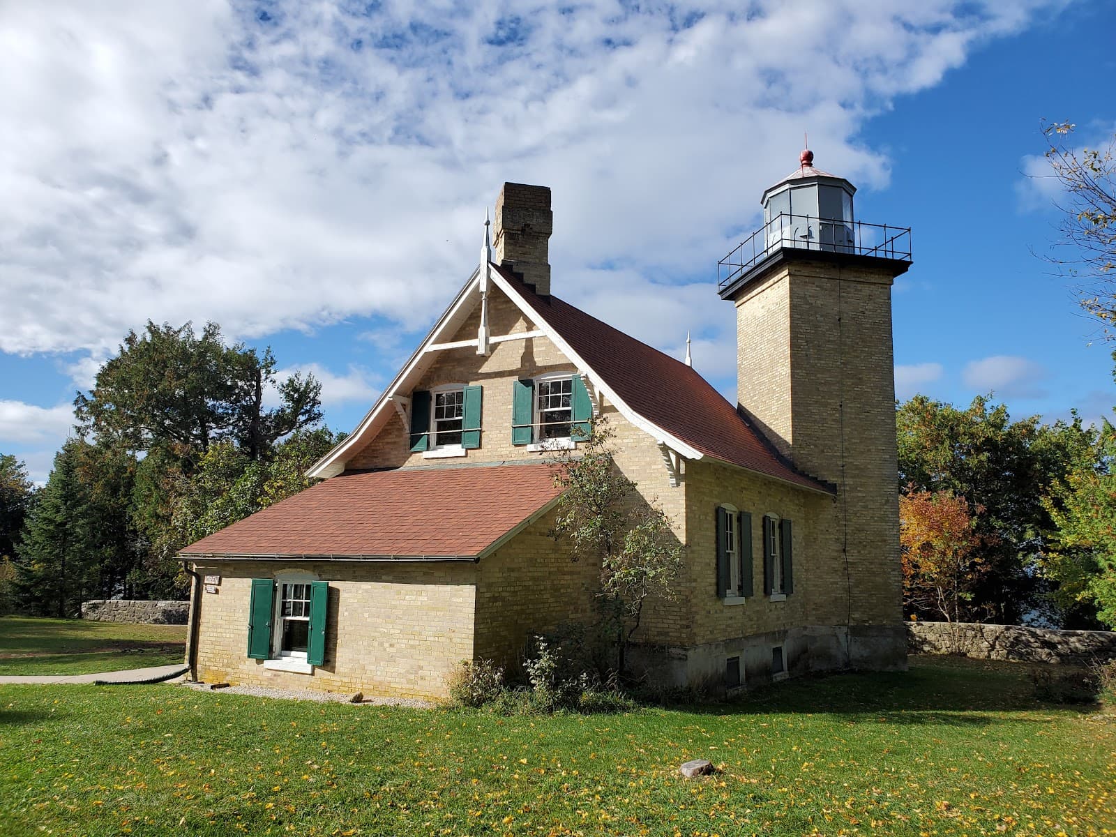 Eagle Bluff Lighthouse - Image 1