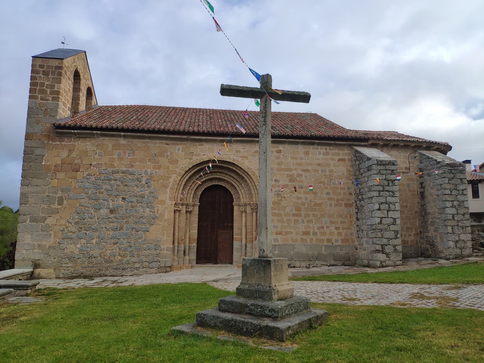 Ermita de San Segundo - Image 1