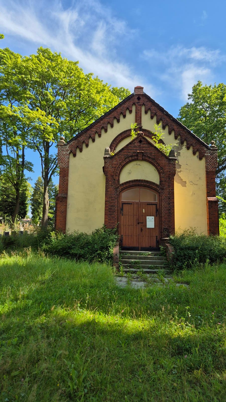 Wałbrzych Jewish Cemetery - Image 1