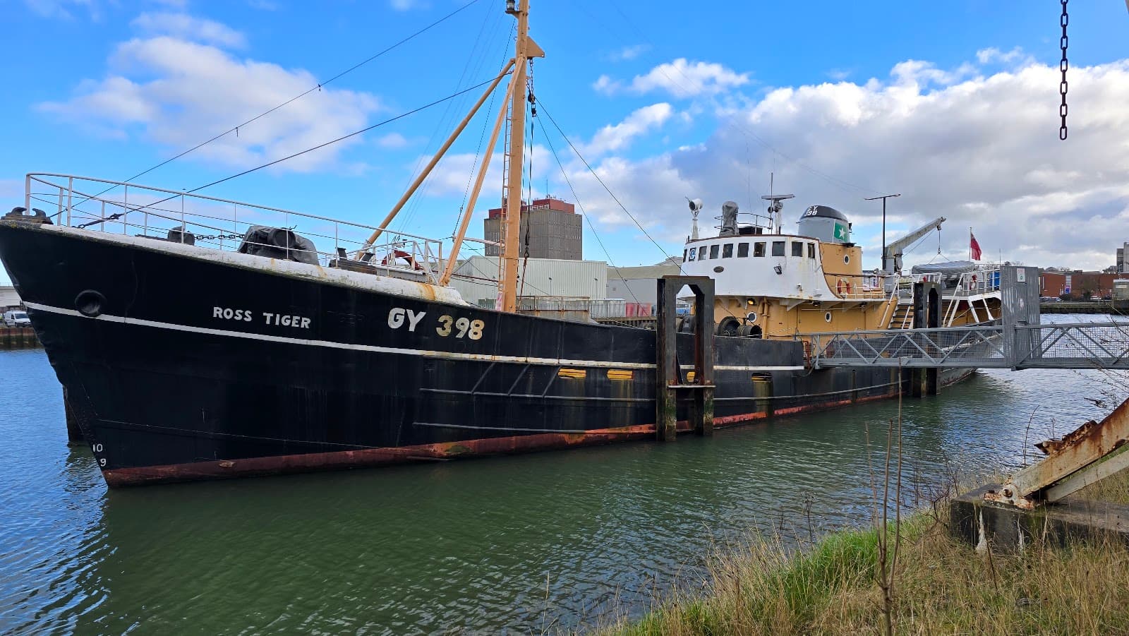 Ross Tiger trawler - Image 1