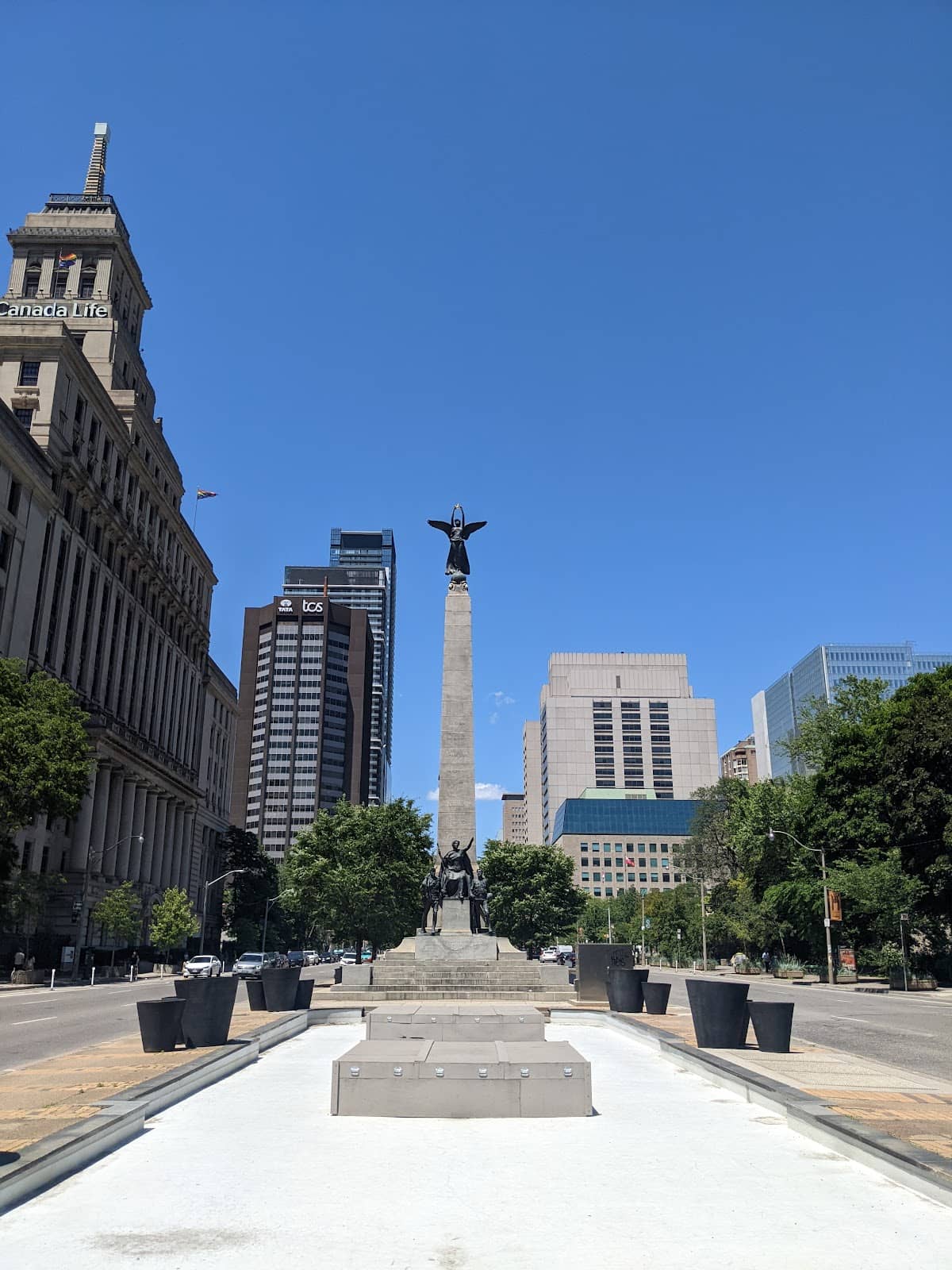 Surrounding Photo Opportunities