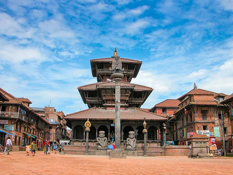 Malla Wrestlers & Conch Shell