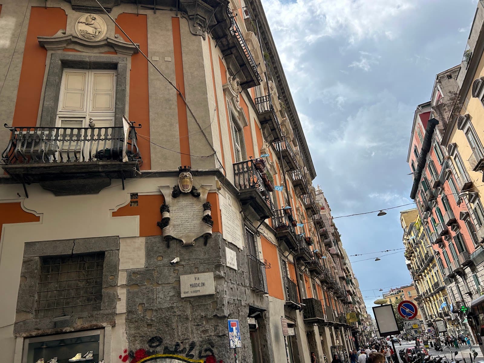 Palazzo Carafa di Magliano - Image 1