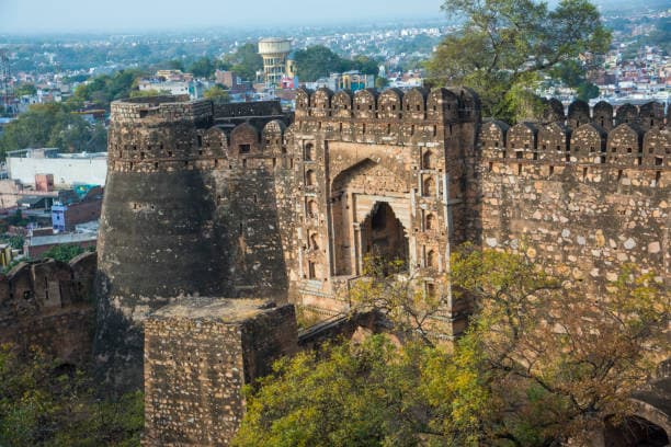 Jhansi Fort - Image 1